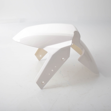 Kåpa Rivetto vit stänkskärm fram